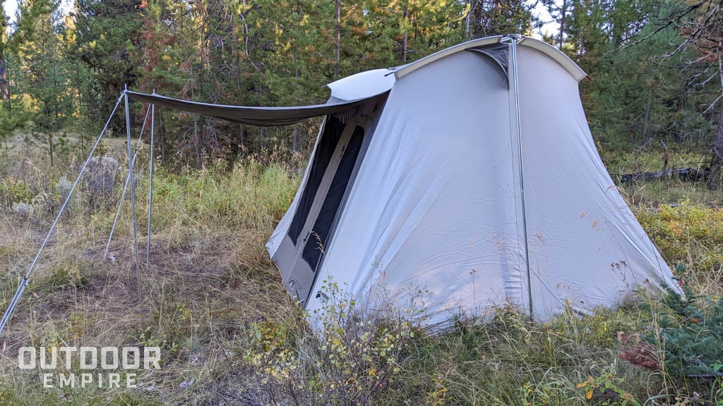 Kodiak Flex-Bow帐篷的侧视图