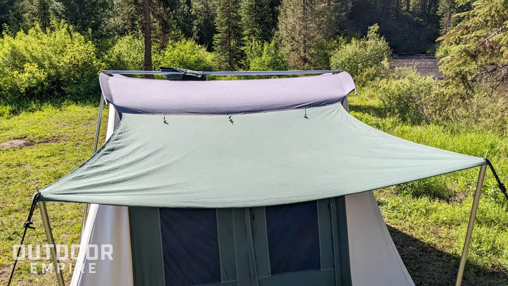 白鸭Prota帐篷的屋顶和遮阳篷
